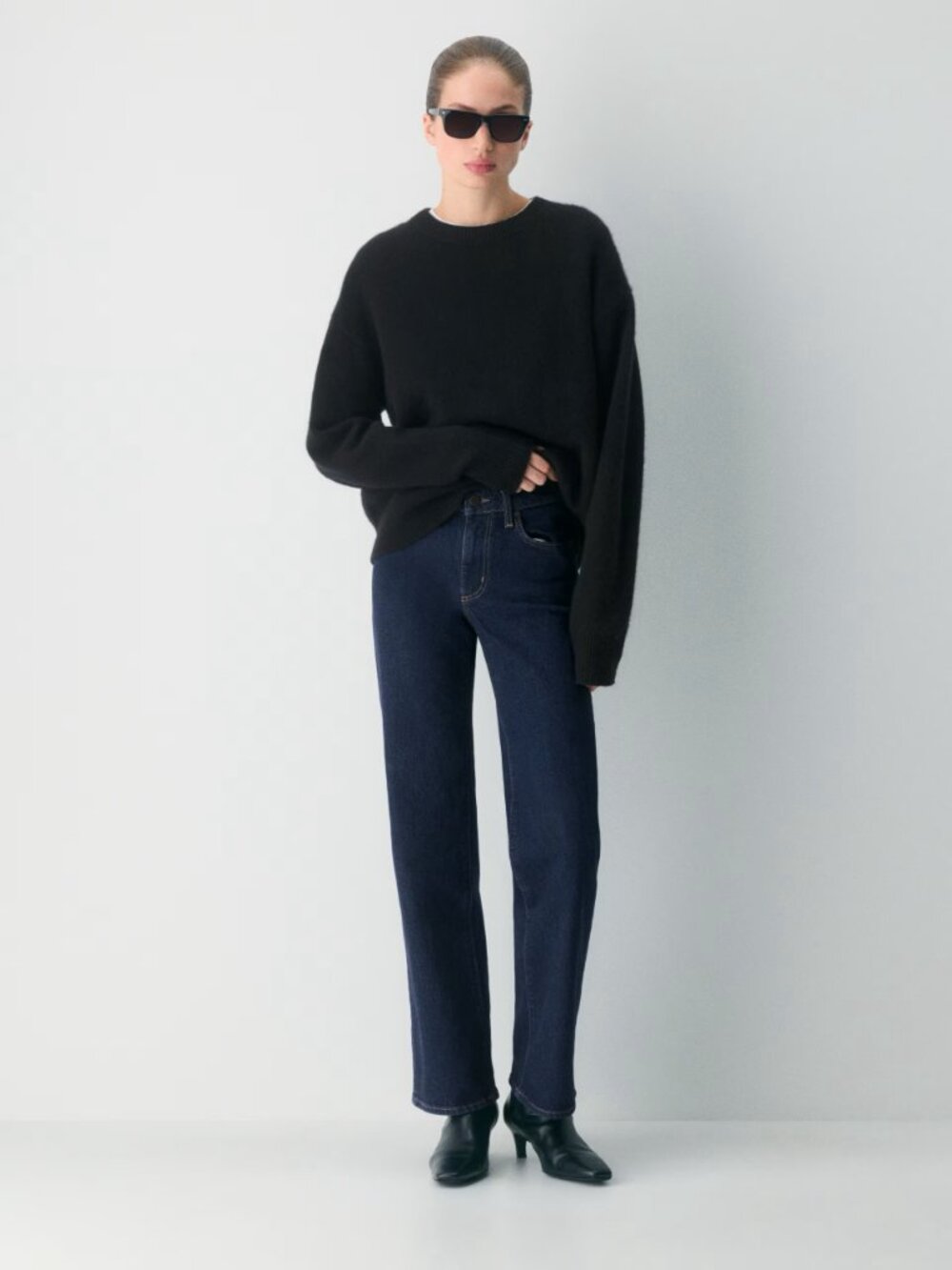 nwt ARITZIA Denim Forum Lana Mid-Rise Wide-Leg Dark Wash Jeans (28W)